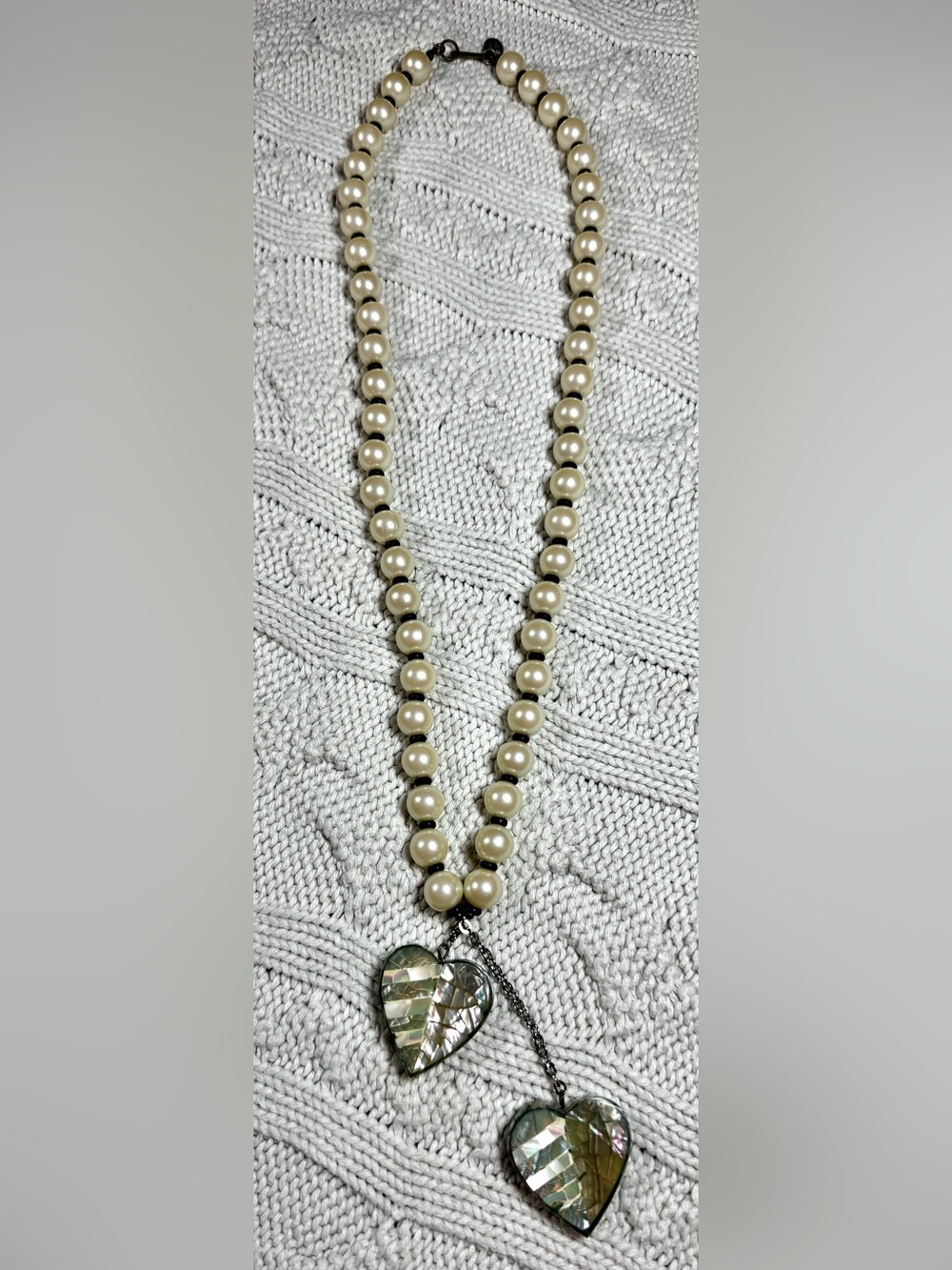 RARE Signed Miriam Haskell Pearl Bead Necklace with Abalone Heart Pendants #1276 - Picture 11 of 16
